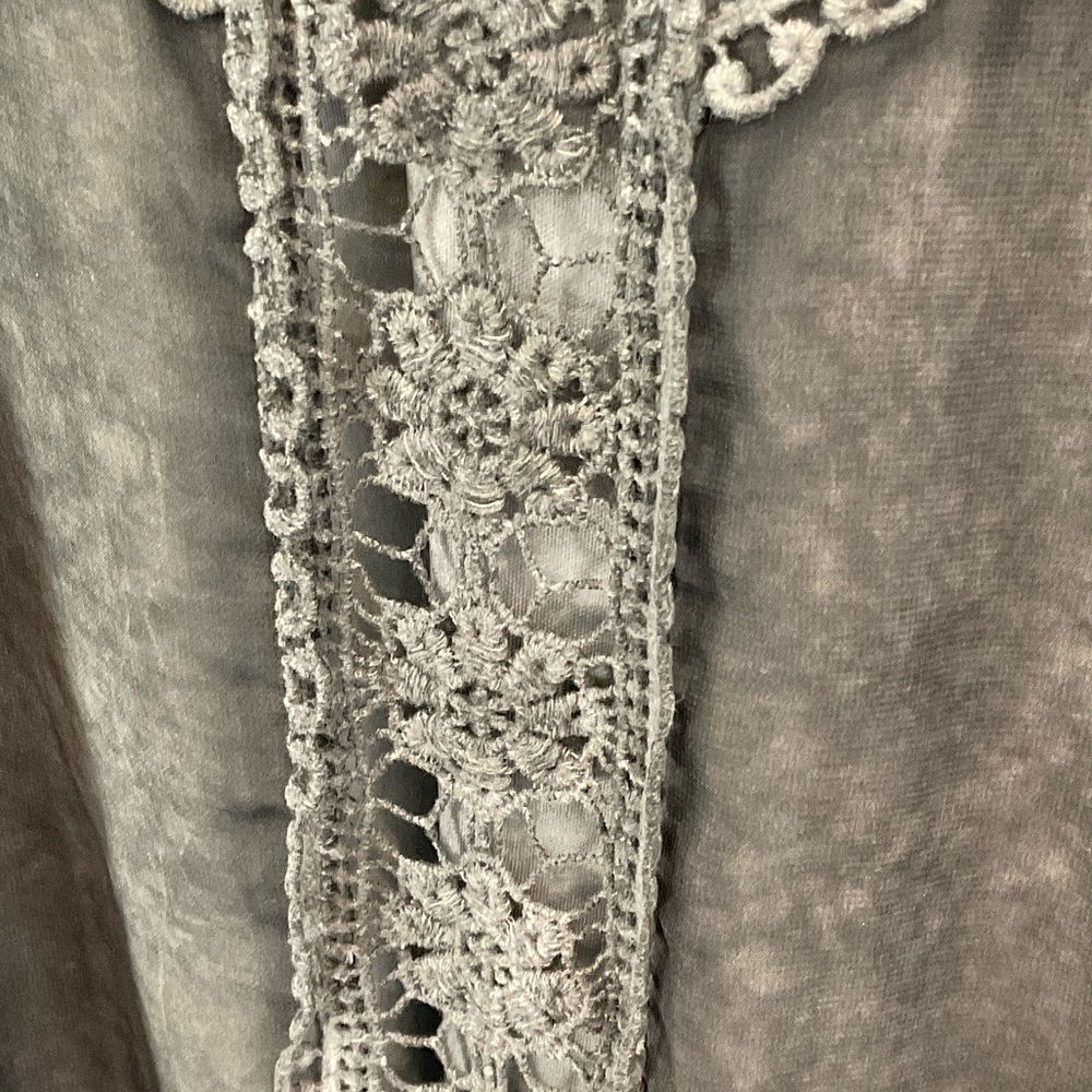 Altar'd State Gray Sleeveless Lace Mini Dress size L - Picture 5 of 11